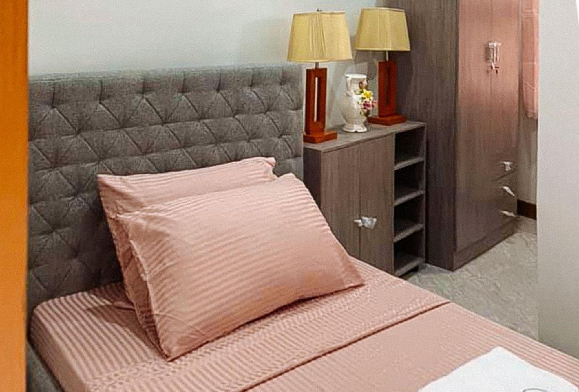 Leonila'S Travellers Inn Iloilo City Εξωτερικό φωτογραφία
