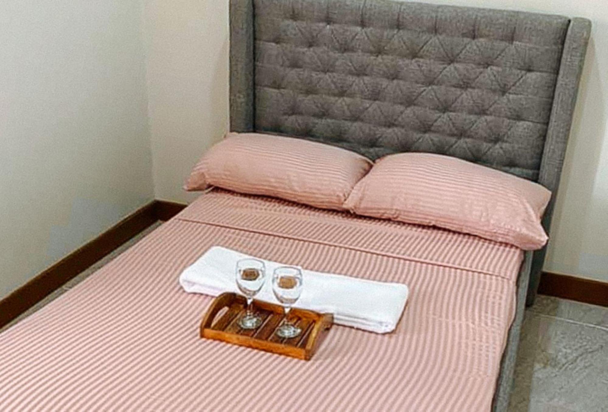 Leonila'S Travellers Inn Iloilo City Εξωτερικό φωτογραφία